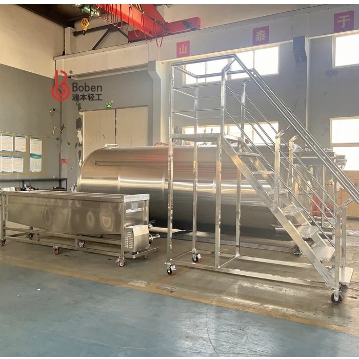 15,000 Liter Stainless Steel Vessel With Agitator